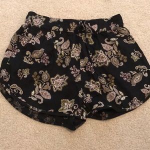 Abercrombie & Fitch Paisley Short